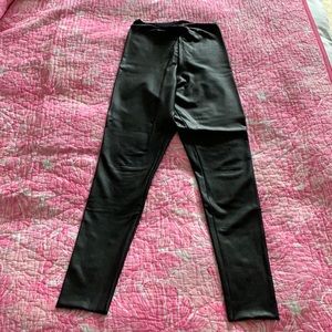Commando faux leather leggings size medium
